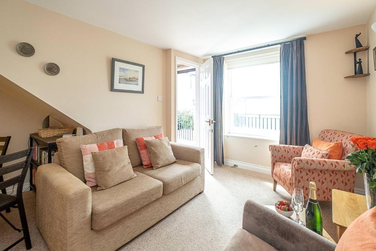 The Haven At Coastguard Court - Aldeburgh Coastal Cottages Экстерьер фото